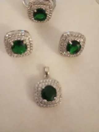 Conjunto Anillo, Pendiente y Colgante Cristal