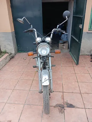 Yamaha Special 250 Negra