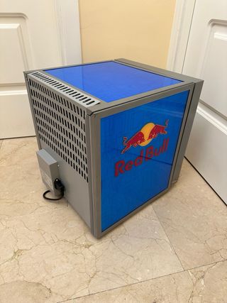 Mini Nevera Red Bull Edición Limitada