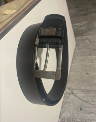 Cinturón de hombre hebilla plateada