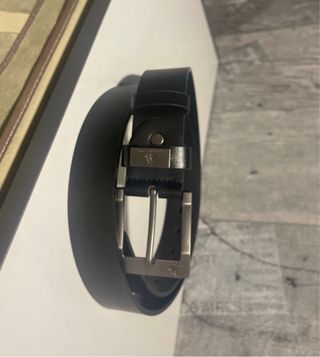 Cinturón de hombre hebilla plateada