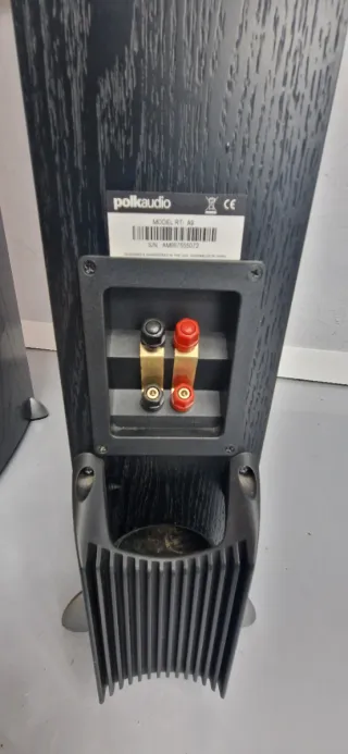 Polk Audio RTi conjunto de altavoces.