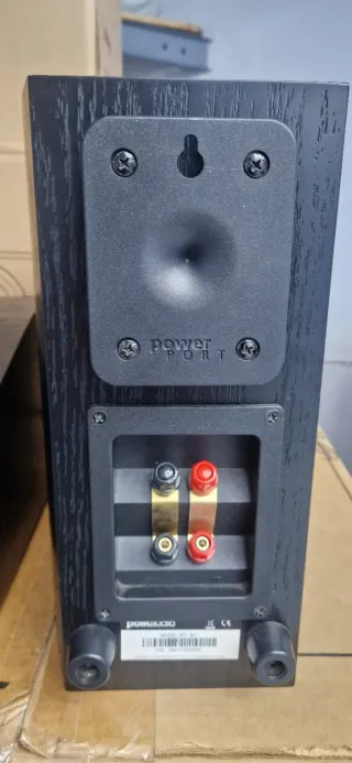 Polk Audio RTi conjunto de altavoces.