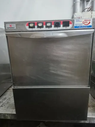 Lavavajillas industrial