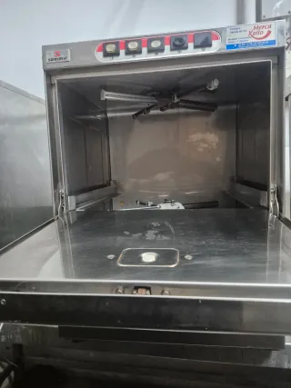 Lavavajillas industrial