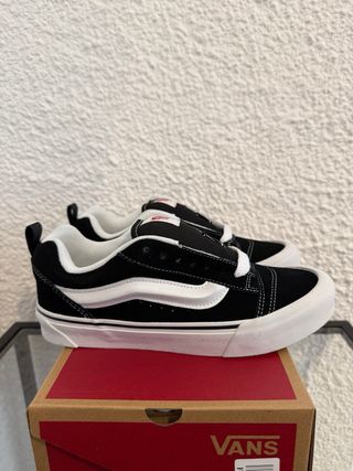 Vans Knu Skool