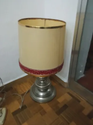 Lámpara de mesa vintage