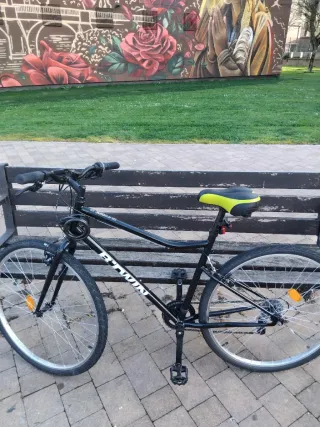 Bicicleta BTWIN Riverside 100 + Accesorios