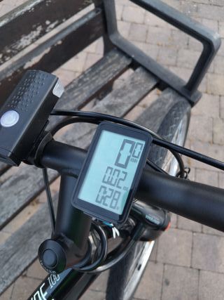 Bicicleta BTWIN Riverside 100 + Accesorios