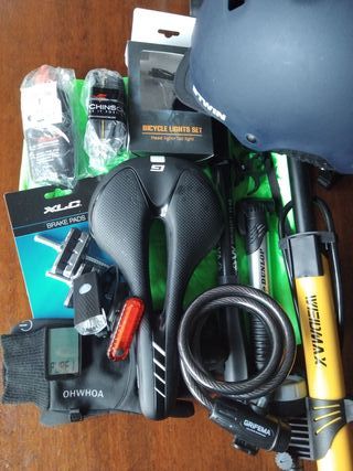 Bicicleta BTWIN Riverside 100 + Accesorios