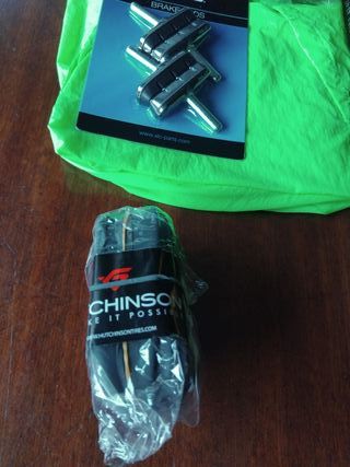 Bicicleta BTWIN Riverside 100 + Accesorios