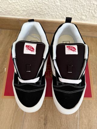 Vans Knu Skool