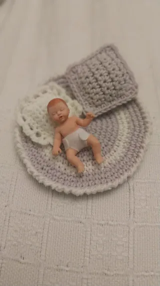 Zuru: Alfombra y cojines a crochet para Bebé Zuru