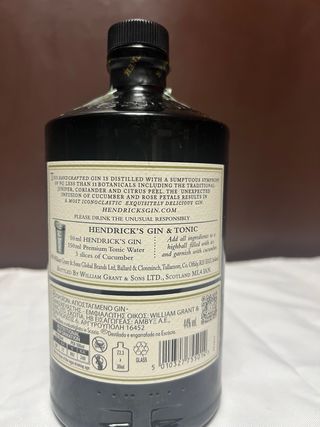 Bottiglia vuota Gin Hendricks da collezione