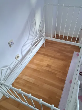 Cama extensible infantil blanca