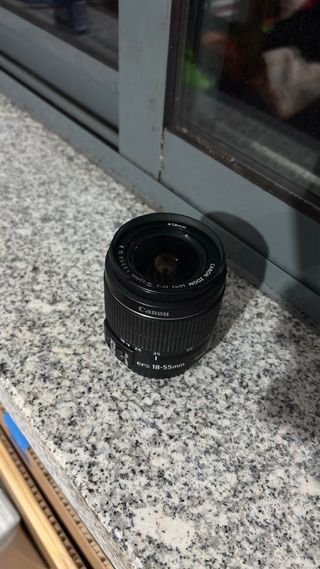 Canon EOS 1300D + Acessórios