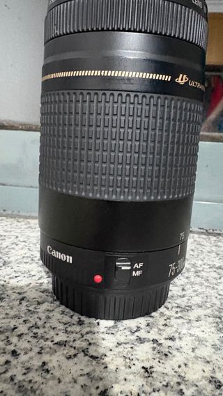 Canon EOS 1300D + Acessórios