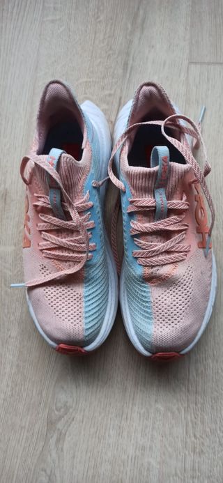 Zapatillas Hoka Carbon X3 , poco uso Talla 38 2/3