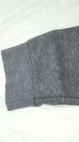 Pantalón Nike Gris Tech Fleece
