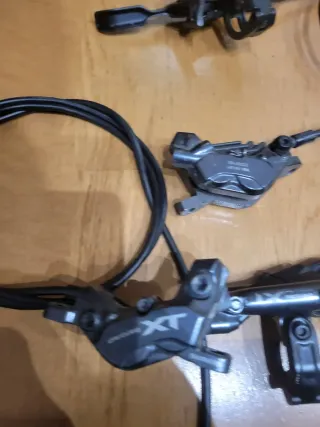 Frenos Shimano XT M8200/M8220 4 Pistones