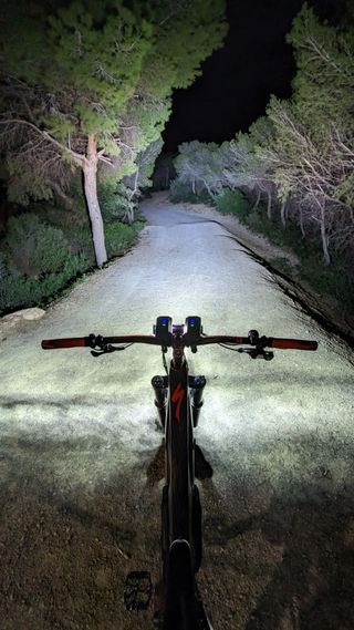 Luz Potente Bicicleta + Powerbank x2
