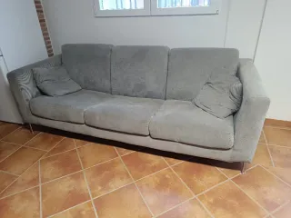 Sofá gris 3 plazas tela