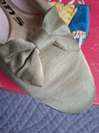 Zapatos de fallera Descans verdes talla 36.