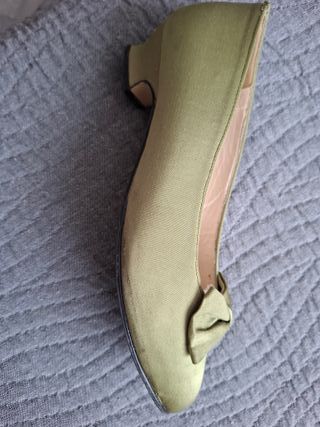 Zapatos de fallera Descans verdes talla 36.