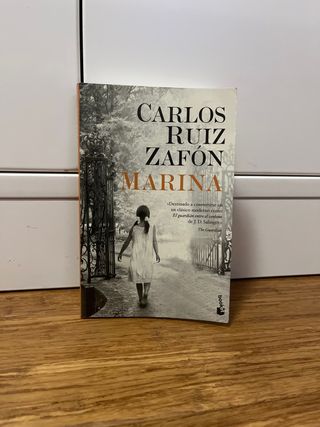 Marina (Spanish Edition)