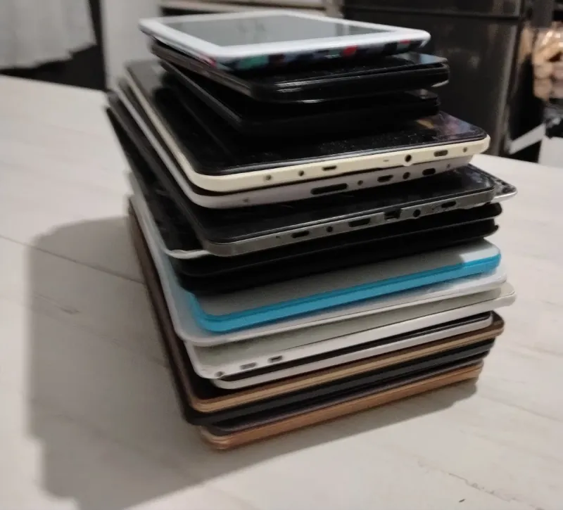 Lote 17 Tablets (para piezas)