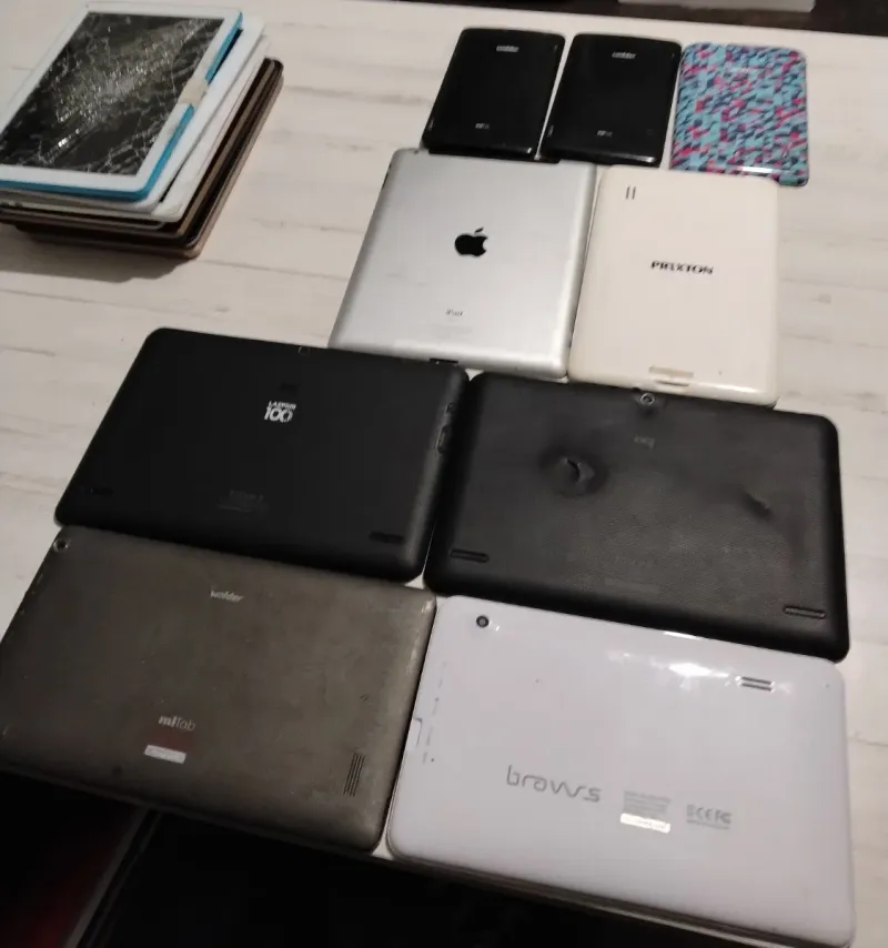 Lote 17 Tablets (para piezas) afbeelding 5