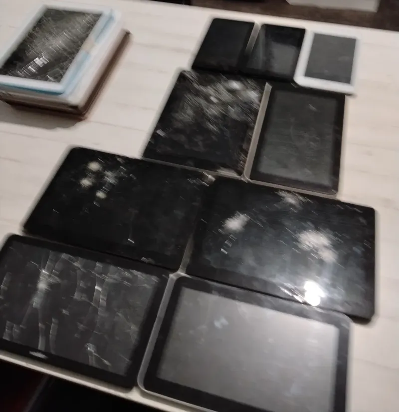 Lote 17 Tablets (para piezas) afbeelding 6