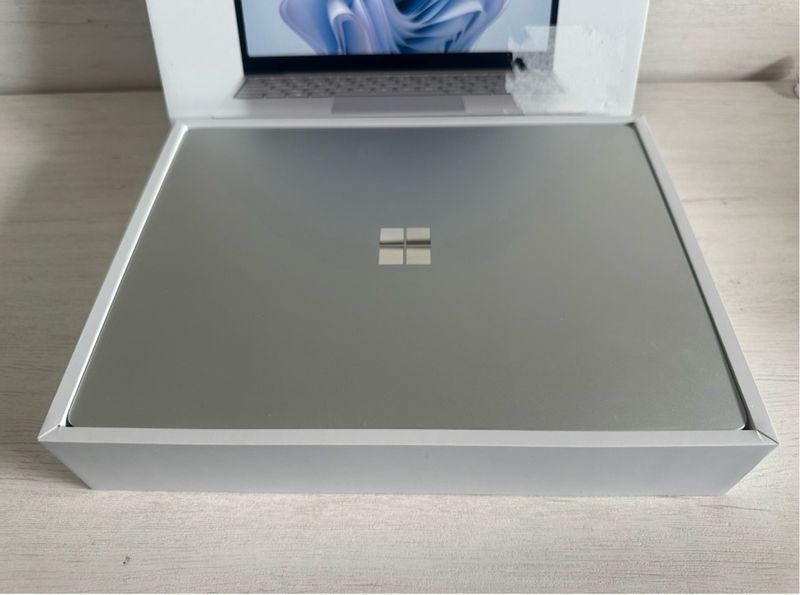 MICROSOFT SURFACE LAPTOP GO 3 I5 8GB 256GB afbeelding 10