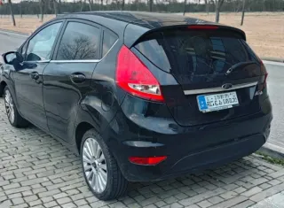 Ford Fiesta Titanium 2008 cambio por moto 3 ruedas