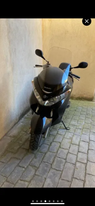 Suzuki Burgman 125 Negra Automática