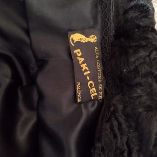 Abrigo piel vintage astracán negro