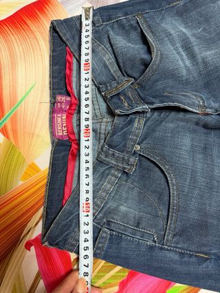 Pantalón vaquero pitillo bajitos