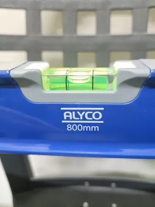 Nivel Alyco 80cm