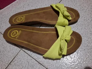 Chanclas Pull&Bear piel talla 37