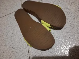 Chanclas Pull&Bear piel talla 37