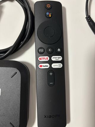 TV Box Xiaomi con Mando y Cargador