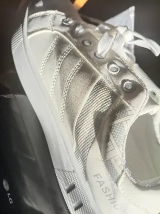 Sneakers bianche sportive