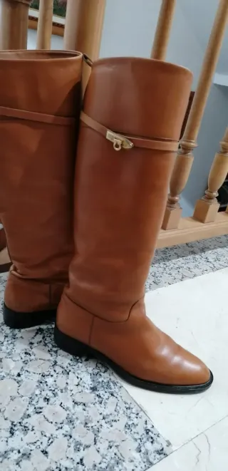 Botas de cuero marrón Salvatore Ferragamo