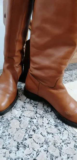 Botas de cuero marrón Salvatore Ferragamo