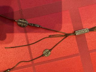 Collar étnica plateado con colgantes