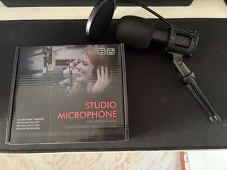 MICRÓFONO PROFESIONAL DE ESTUDIO