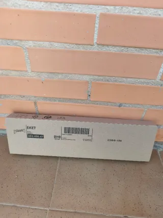 Mueble almacenaje EKET IKEA blanco con riel