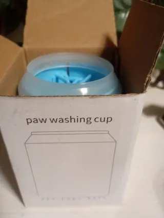 Taza para lavar patas de perro