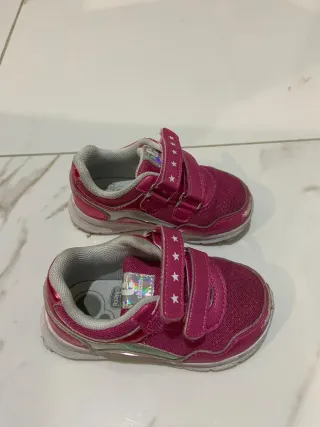 Scarpe bimba rosa