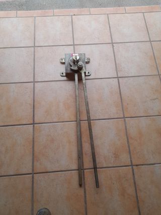 Máquina para hacer estribos de obra